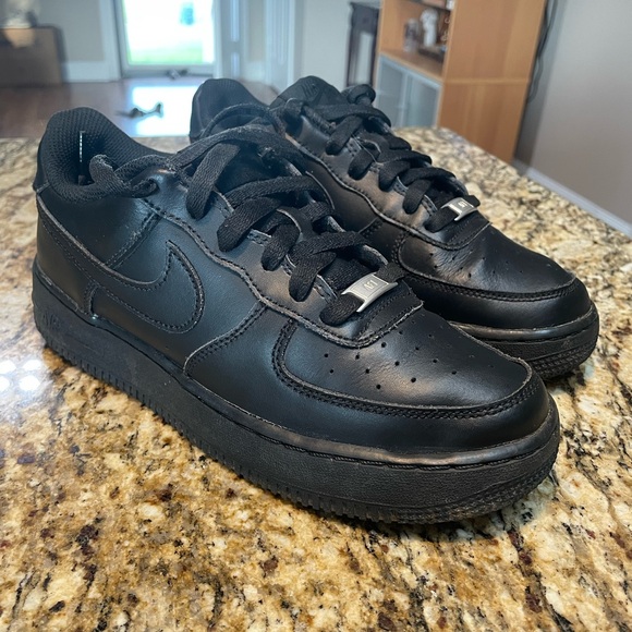 Nike Other - Youth All Black Air Force One Sneakers